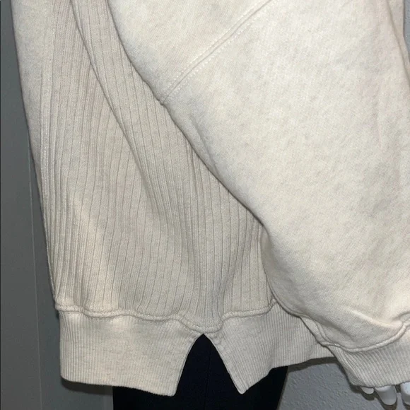 Cream Graphic Sweatshirt for the Halloween lover size large Aerie - Picture 9 of 16